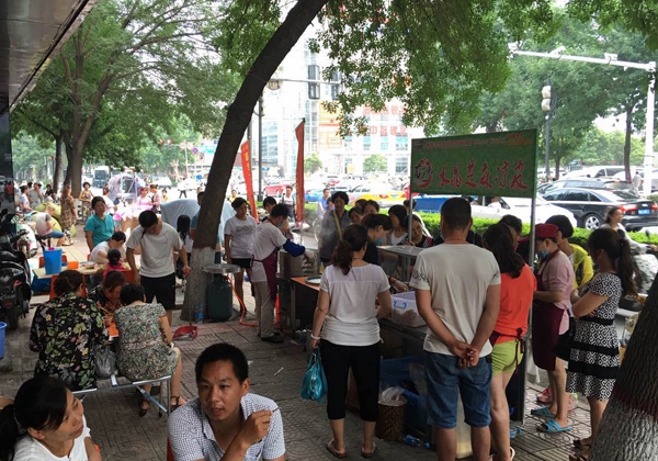 苗太郎水晶芝麻凉皮风靡市场